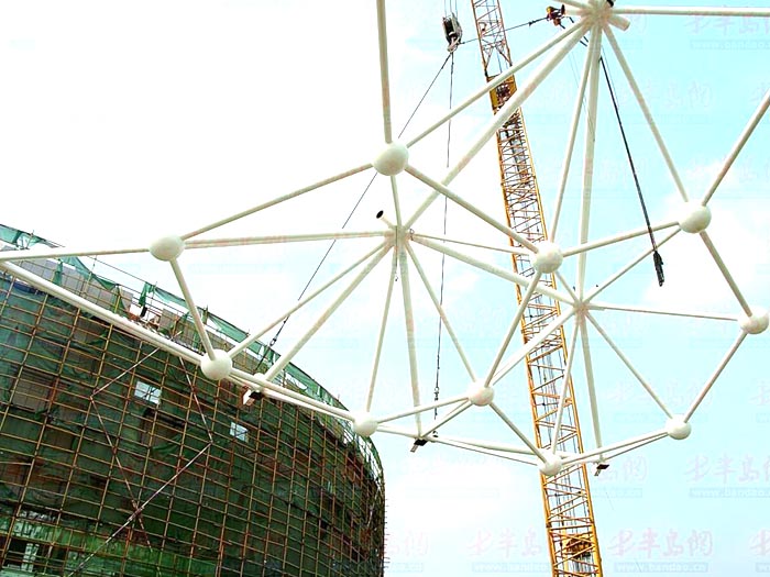 安阳体育馆网架安装